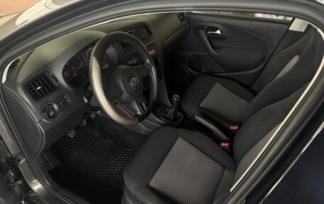 Volkswagen Polo VI (EU Market), 2010 год, 835 000 рублей, 5 фотография