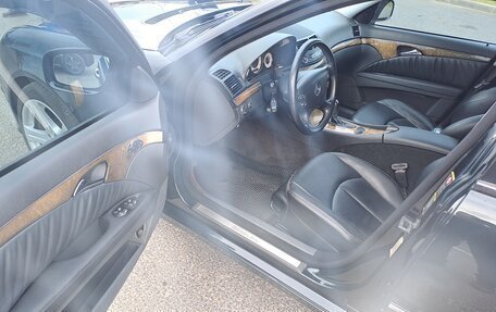 Mercedes-Benz E-Класс, 2003 год, 1 450 000 рублей, 14 фотография