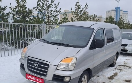 Hyundai Starex I рестайлинг, 2007 год, 600 000 рублей, 2 фотография