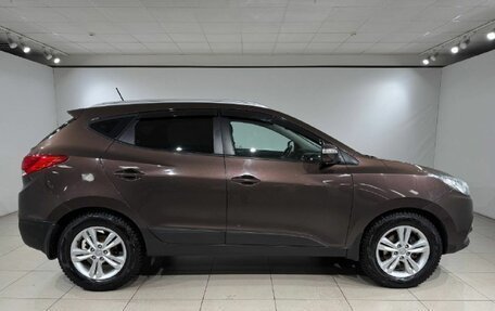 Hyundai ix35 I рестайлинг, 2013 год, 999 000 рублей, 4 фотография