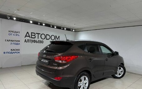 Hyundai ix35 I рестайлинг, 2013 год, 999 000 рублей, 5 фотография