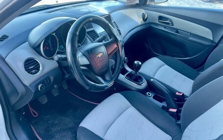 Chevrolet Cruze II, 2011 год, 499 000 рублей, 9 фотография