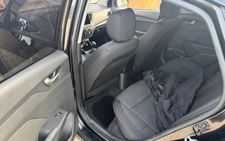 Hyundai Solaris II рестайлинг, 2018 год, 1 020 000 рублей, 6 фотография