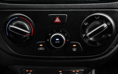 Hyundai Solaris II рестайлинг, 2020 год, 1 749 000 рублей, 18 фотография