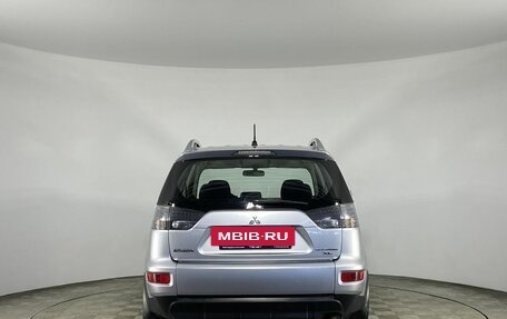 Mitsubishi Outlander III рестайлинг 3, 2010 год, 1 070 000 рублей, 6 фотография
