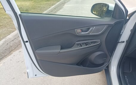 Hyundai Kona I, 2020 год, 2 650 000 рублей, 19 фотография