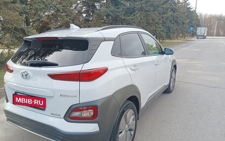 Hyundai Kona I, 2020 год, 2 650 000 рублей, 37 фотография