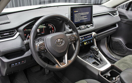 Toyota RAV4, 2022 год, 3 698 000 рублей, 16 фотография