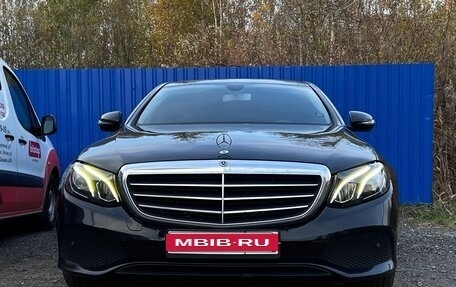 Mercedes-Benz E-Класс, 2018 год, 1 610 000 рублей, 1 фотография