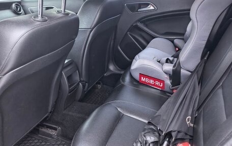 Mercedes-Benz GLA, 2014 год, 1 750 000 рублей, 3 фотография