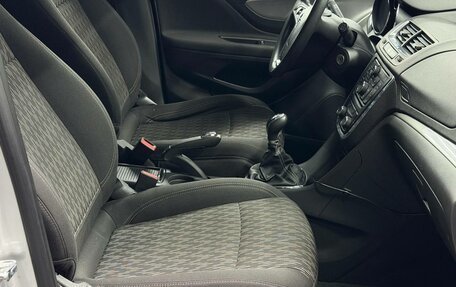 Opel Mokka I, 2014 год, 910 000 рублей, 24 фотография