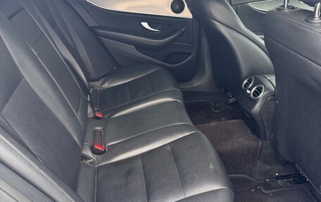 Mercedes-Benz E-Класс, 2018 год, 1 610 000 рублей, 8 фотография