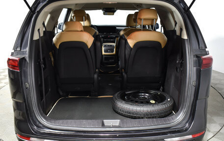 KIA Carnival, 2021 год, 3 790 000 рублей, 18 фотография