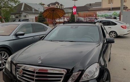 Mercedes-Benz E-Класс, 2010 год, 1 550 000 рублей, 1 фотография