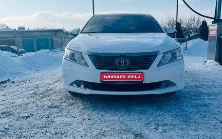 Toyota Camry, 2012 год, 1 310 000 рублей, 2 фотография