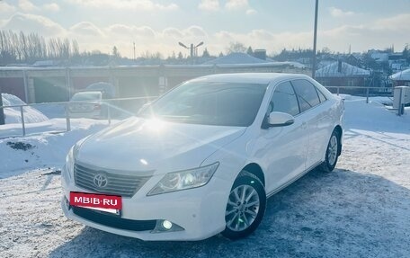 Toyota Camry, 2012 год, 1 310 000 рублей, 5 фотография