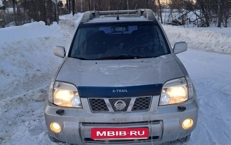 Nissan X-Trail, 2004 год, 575 000 рублей, 2 фотография