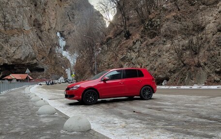 Volkswagen Golf VI, 2011 год, 800 000 рублей, 2 фотография