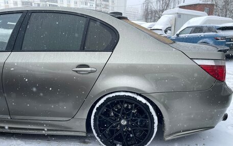 BMW 5 серия, 2005 год, 1 050 000 рублей, 7 фотография