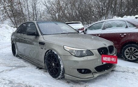 BMW 5 серия, 2005 год, 1 050 000 рублей, 2 фотография