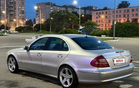 Mercedes-Benz E-Класс, 2003 год, 1 050 000 рублей, 3 фотография