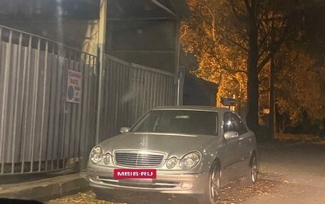 Mercedes-Benz E-Класс, 2003 год, 1 050 000 рублей, 4 фотография