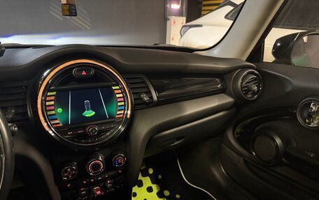 MINI Hatch, 2019 год, 2 340 000 рублей, 21 фотография