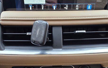 Chevrolet Tahoe IV, 2022 год, 8 600 000 рублей, 13 фотография