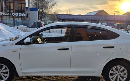 Hyundai Solaris II рестайлинг, 2021 год, 1 150 000 рублей, 3 фотография