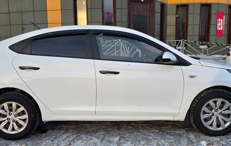 Hyundai Solaris II рестайлинг, 2021 год, 1 150 000 рублей, 5 фотография