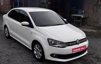 Volkswagen Polo VI (EU Market), 2010 год, 900 000 рублей, 1 фотография