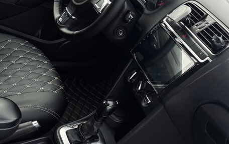 Volkswagen Polo VI (EU Market), 2010 год, 900 000 рублей, 11 фотография