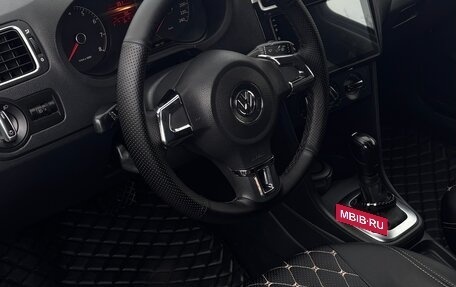 Volkswagen Polo VI (EU Market), 2010 год, 900 000 рублей, 14 фотография