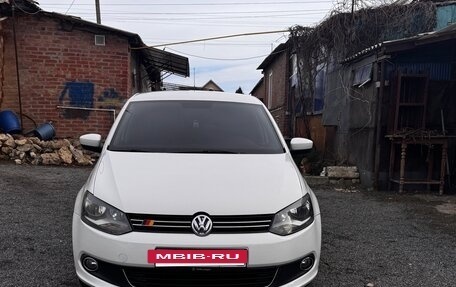 Volkswagen Polo VI (EU Market), 2010 год, 900 000 рублей, 21 фотография