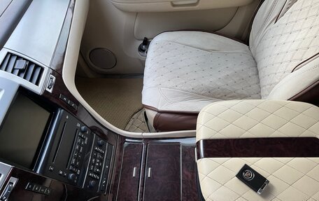 Cadillac Escalade III, 2008 год, 1 950 000 рублей, 10 фотография