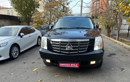 Cadillac Escalade III, 2008 год, 1 950 000 рублей, 1 фотография