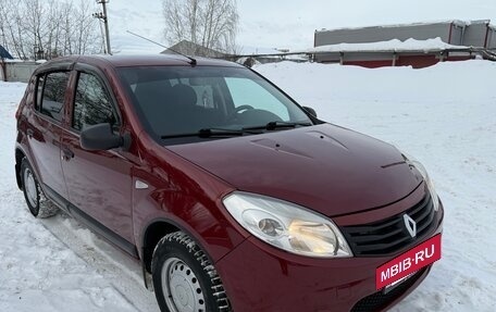 Renault Sandero I, 2012 год, 510 000 рублей, 2 фотография