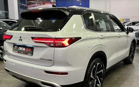 Mitsubishi Outlander, 2023 год, 3 850 000 рублей, 6 фотография