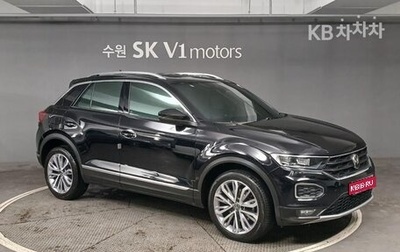 Volkswagen T-Roc I, 2021 год, 1 890 099 рублей, 1 фотография