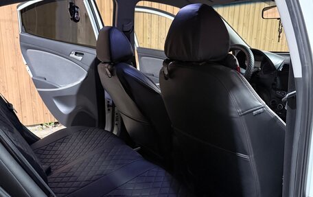 Hyundai Solaris II рестайлинг, 2012 год, 750 000 рублей, 16 фотография