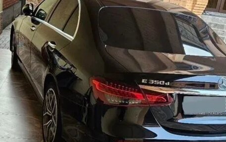 Mercedes-Benz E-Класс, 2021 год, 6 100 000 рублей, 4 фотография