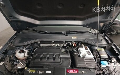 Volkswagen T-Roc I, 2021 год, 1 890 099 рублей, 19 фотография