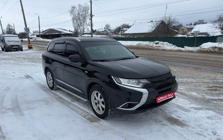 Mitsubishi Outlander III рестайлинг 3, 2015 год, 1 600 000 рублей, 1 фотография