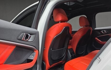 BMW 1 серия, 2022 год, 2 100 000 рублей, 11 фотография