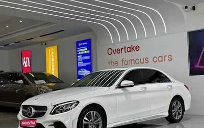 Mercedes-Benz C-Класс, 2019 год, 2 400 000 рублей, 1 фотография