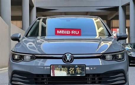 Volkswagen Golf VIII, 2022 год, 1 600 000 рублей, 2 фотография