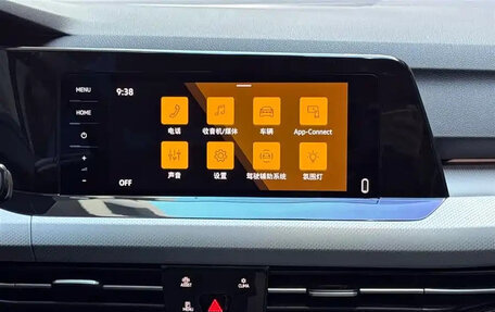 Volkswagen Golf VIII, 2022 год, 1 600 000 рублей, 9 фотография