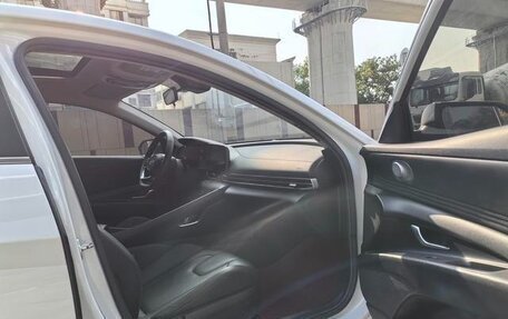 Hyundai Elantra, 2022 год, 1 285 000 рублей, 7 фотография