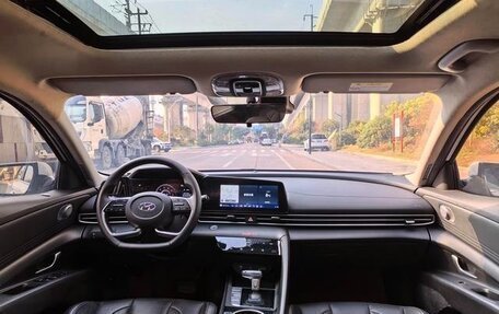 Hyundai Elantra, 2022 год, 1 285 000 рублей, 8 фотография