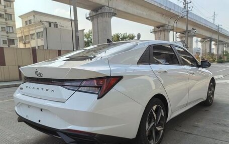 Hyundai Elantra, 2022 год, 1 285 000 рублей, 4 фотография